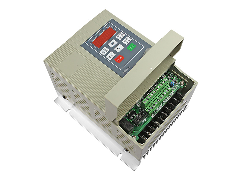 4000H通用變頻器，變頻器三相380V，變頻器廠家，電機(jī)變頻器